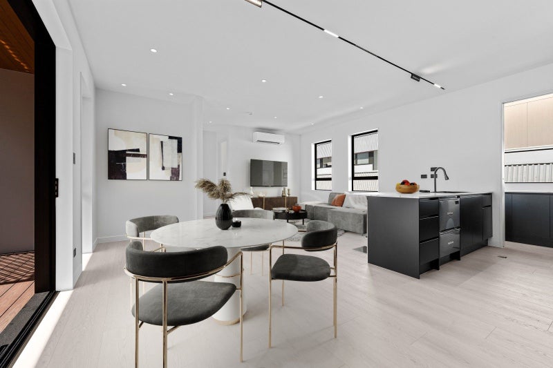 4/3 Campbell Road, Takapuna, Auckland - Carousel 2