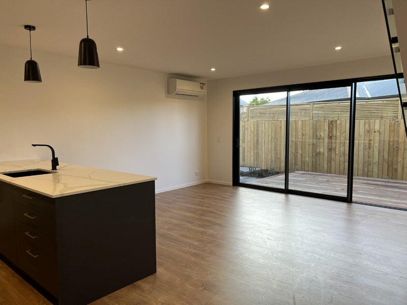 11/206 Geraldine Street, Edgeware, Christchurch - Carousel 2