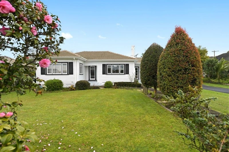 53 Beerescourt Road, Beerescourt, Hamilton - Carousel 1