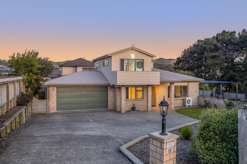 17 Tasman Close, Aotea, Porirua - Carousel 2