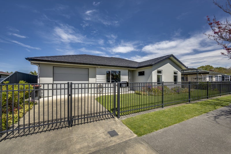 9 Gebbie Road, Taradale, Napier - Carousel 15