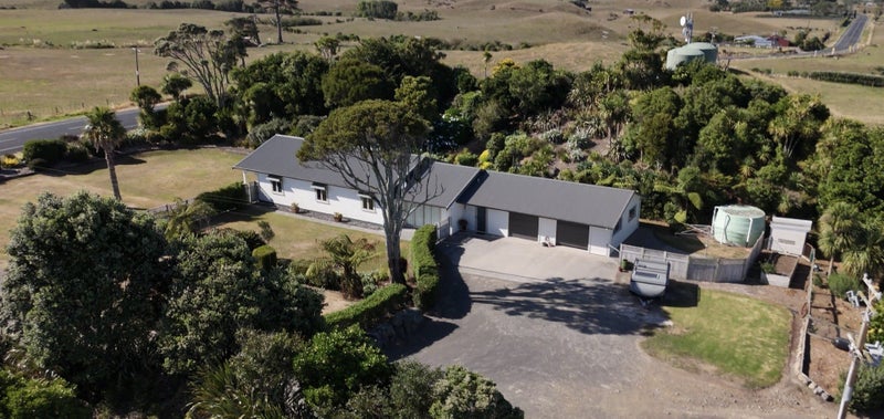 6139 South Road, Rahotu, Opunake - Carousel 25