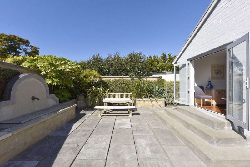 2/46 Wairarapa Terrace, Merivale, Christchurch - Carousel 2