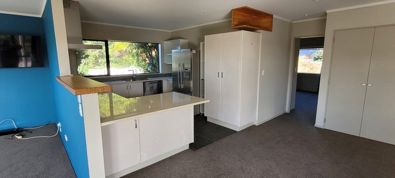 1 Marsden Place, Hurworth, New Plymouth - Carousel 32