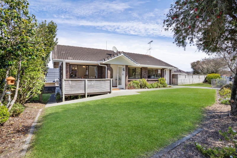 37 Thorburn Avenue, Red Beach, Whangaparāoa - Carousel 2