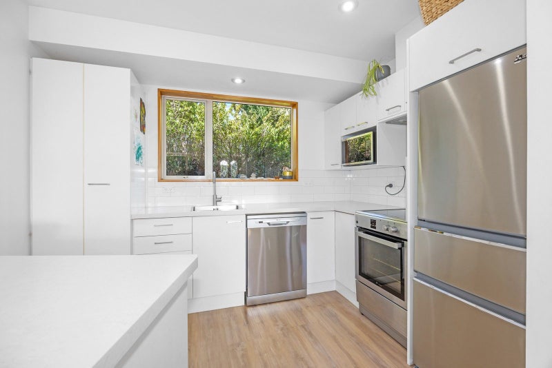 68 Mauger Drive, Heathcote Valley, Christchurch - Carousel 2