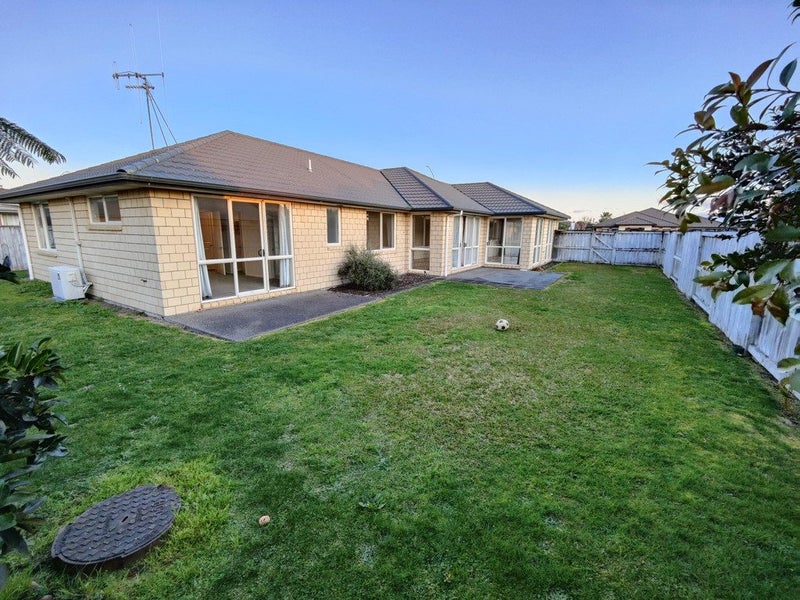 22 Thomas Road, Huntington, Hamilton - Carousel 18