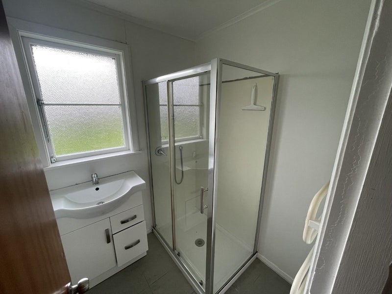 34 Tennyson Street, Trentham, Upper Hutt - Carousel 9