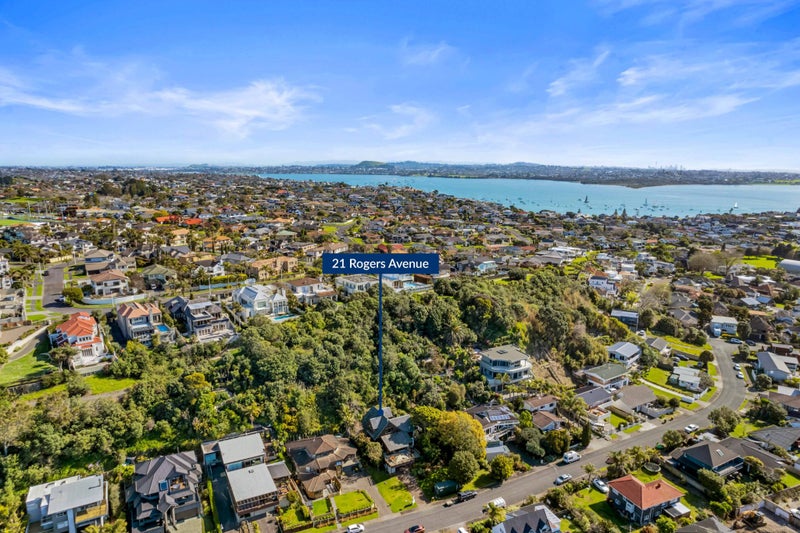 21 Rogers Avenue, Eastern Beach, Auckland - Carousel 15