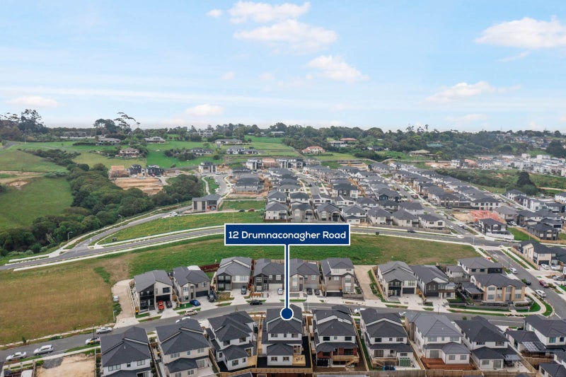 12 Drumnaconagher Road, Flat Bush, Auckland - Carousel 44