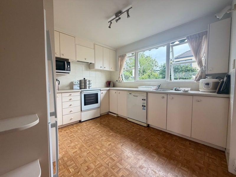 11/26 Witako Street, Epuni, Lower Hutt - Carousel 2