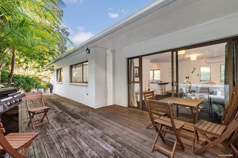 1/18 Teviot Place, Totara Vale, Auckland - Carousel 1