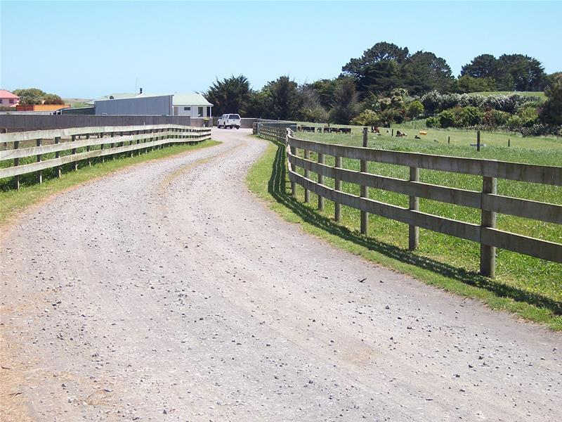 1323 Devon Road, Brixton - Carousel 14