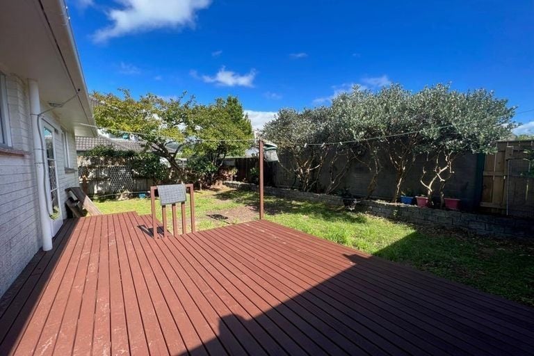 42A Copeland Street, Hutt Central, Lower Hutt - Carousel 8
