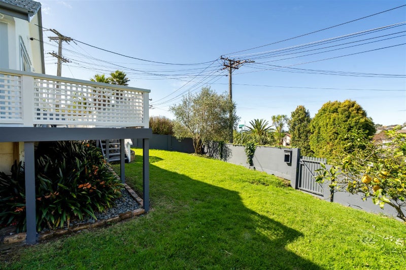 1/42 Hebron Road, Waiake, Auckland - Carousel 50