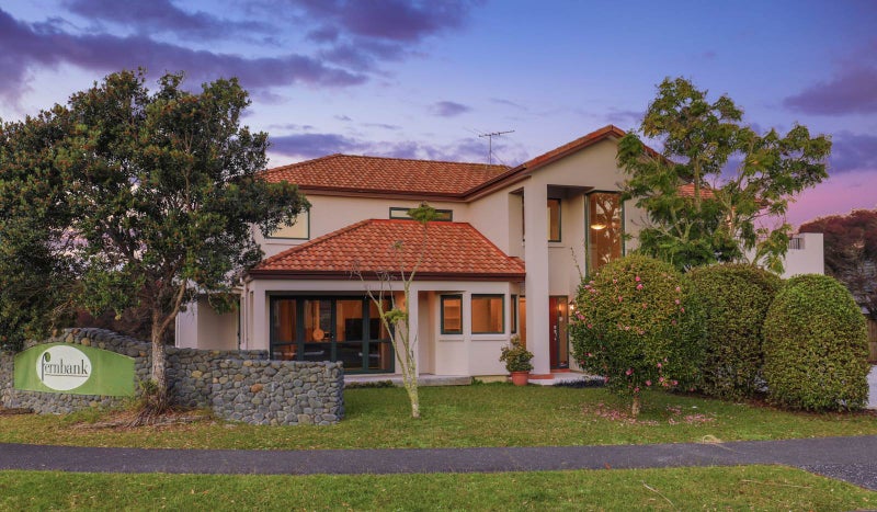 2 William Gamble Drive, Greenhithe, Auckland - Carousel 18