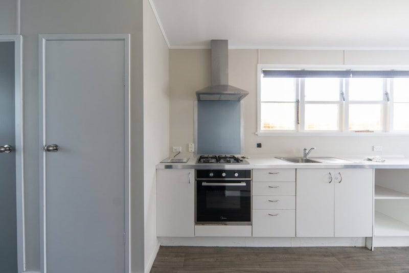 54 Churchill Avenue, Maeroa, Hamilton - Carousel 12