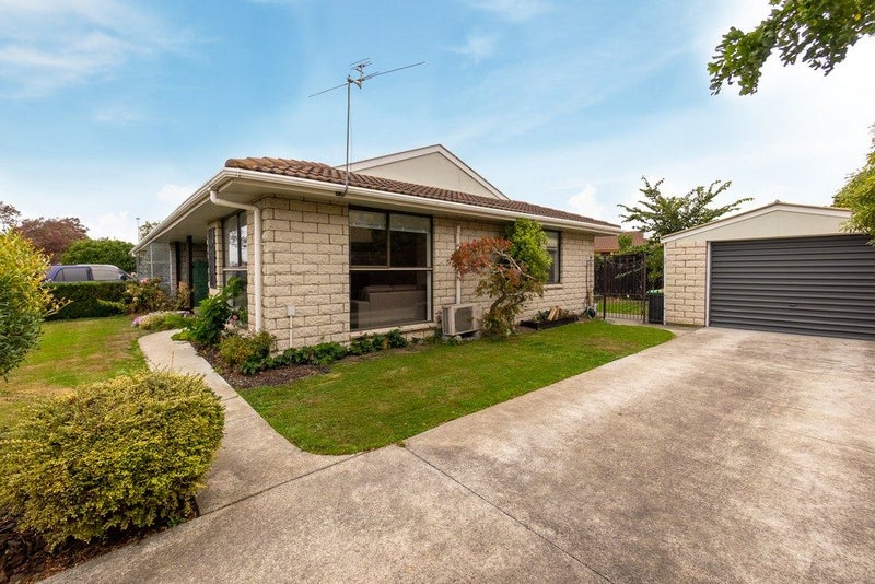 2/16 Veitches Road, Casebrook, Christchurch - Carousel 1