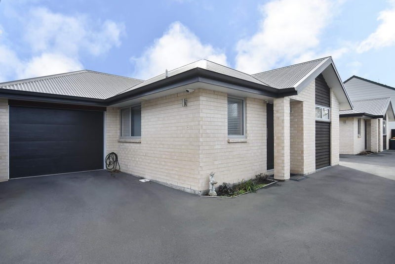 2/58 SYLVAN STREET, Hillmorton, Christchurch - Carousel 1