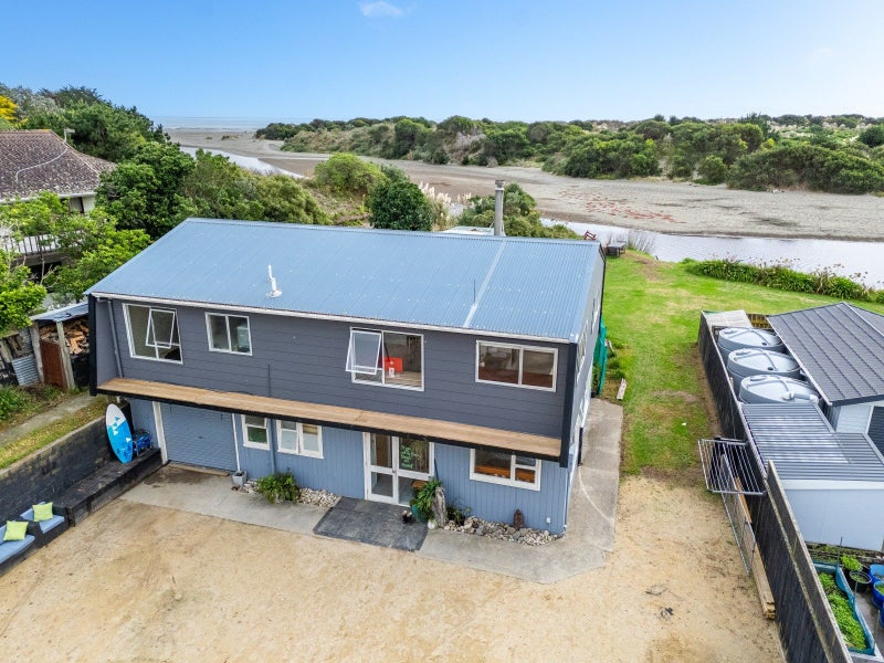 21 Manga-Pirau Street, WAIKAWA BEACH, MANAKAU - Carousel 2