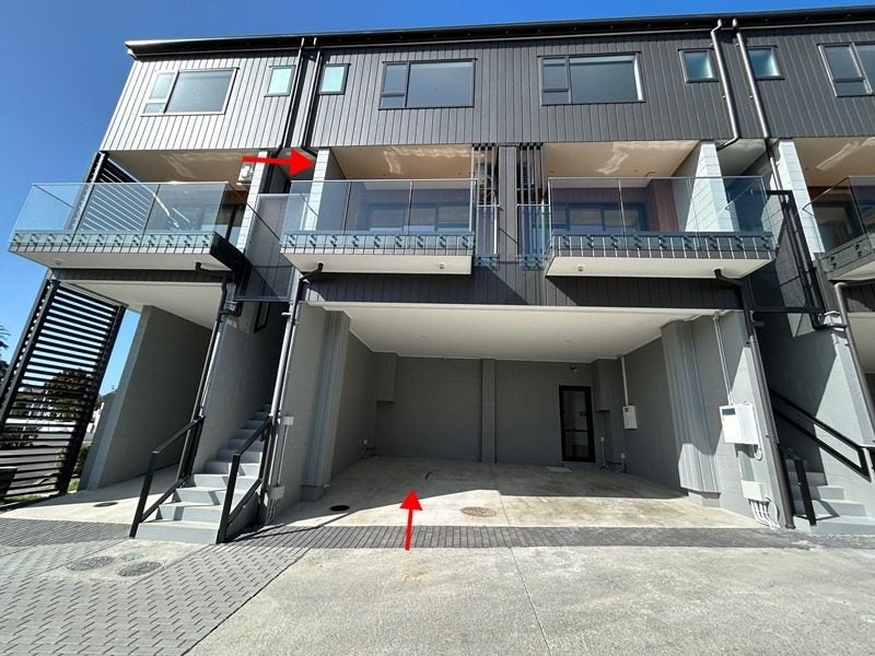 2/1B Egremont Street, Belmont, Auckland - Carousel 19