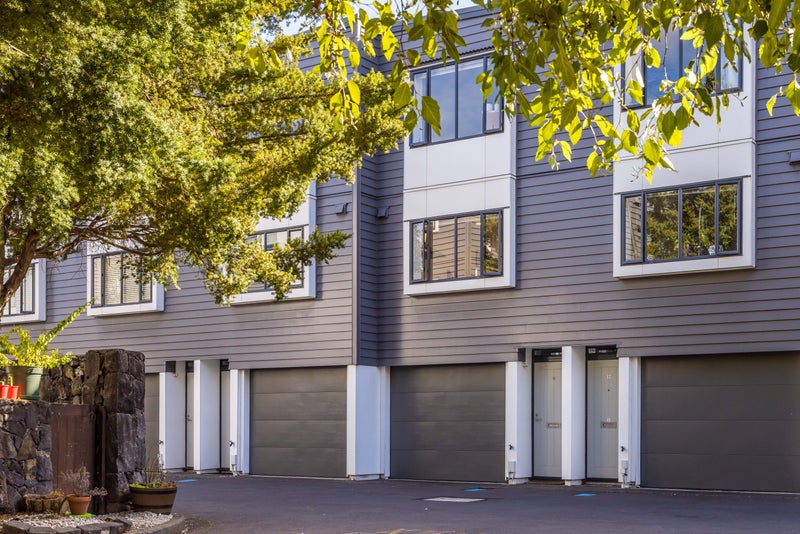 18 Sudbury Terrace, Parnell, Auckland - Carousel 1