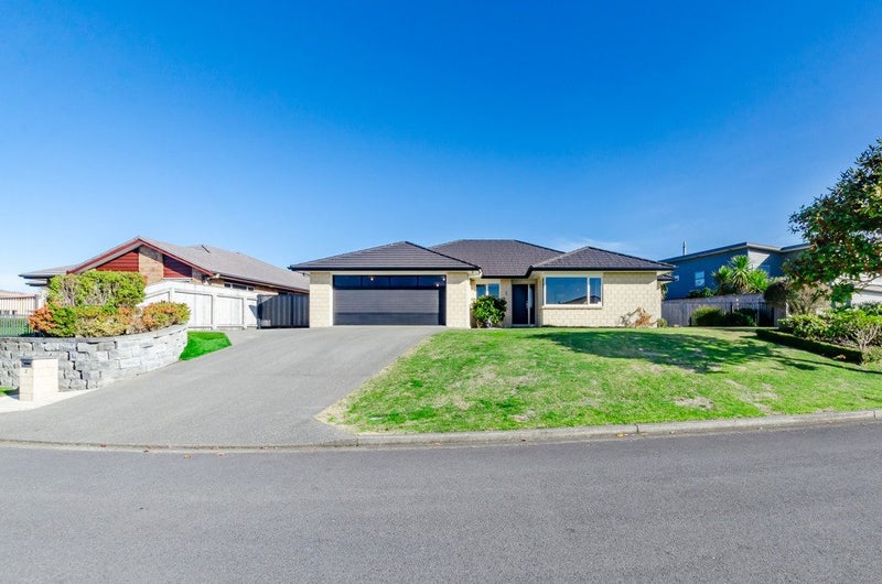 3 Patterson Lane, Raumati Beach, Paraparaumu - Carousel 1