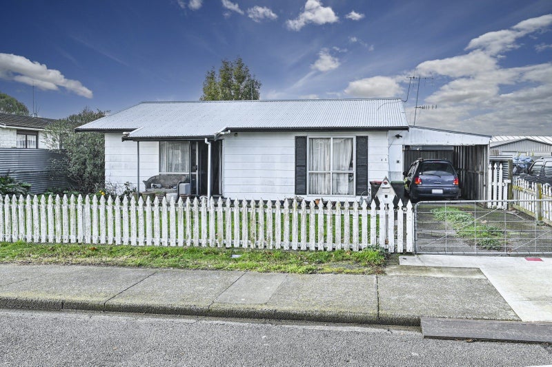4B Scott Drive, Flaxmere, Hastings - Carousel 1