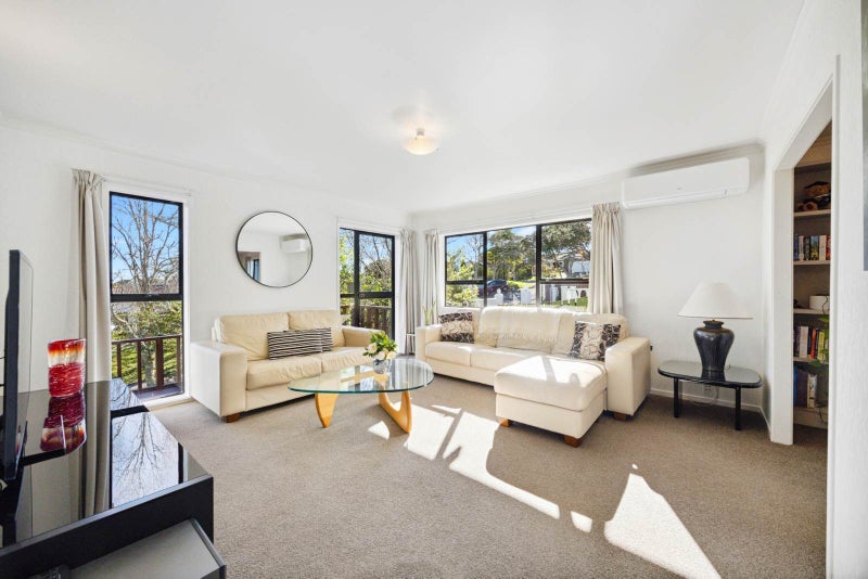 1 Peart View, Saint Johns, Auckland - Carousel 2