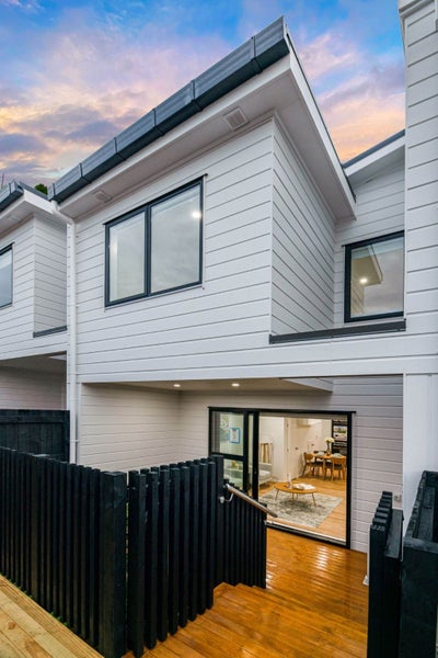 4/29 Tudor Road, Henderson, Auckland - Carousel 2