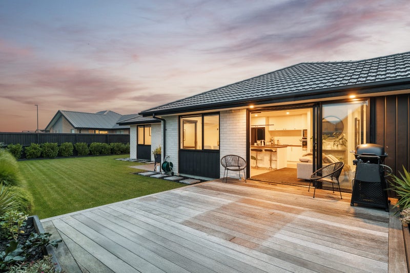 64 Whitburn Avenue, Halswell, Christchurch - Carousel 1