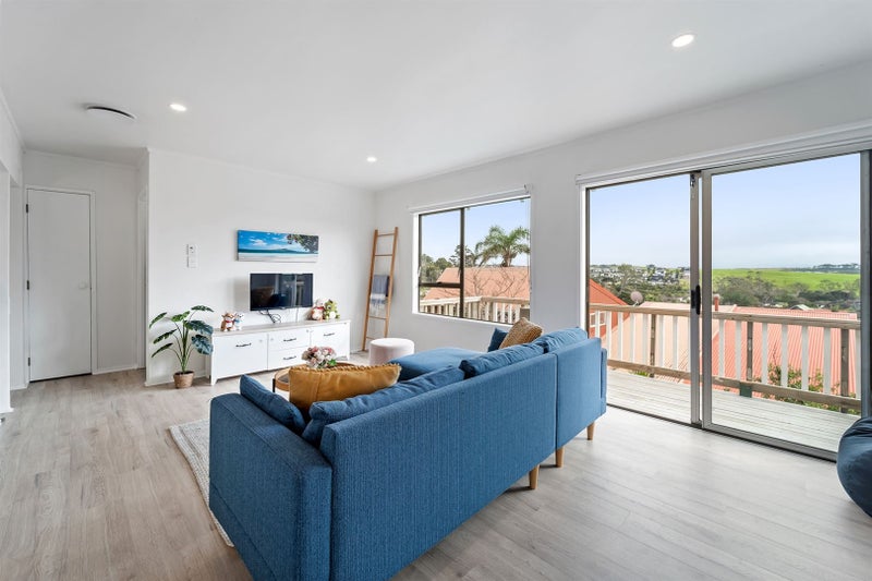 1/20 Waiau Street, Torbay, Auckland - Carousel 2