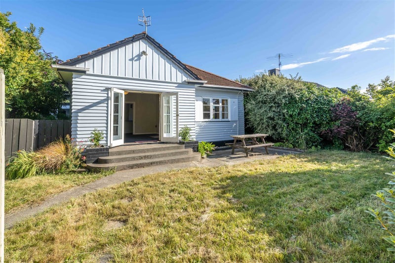 371 Tay Street, Turnbull Thomson Park, Invercargill - Carousel 1