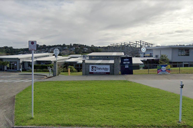 19 Candlestick Place, Oteha, Auckland - Carousel 25