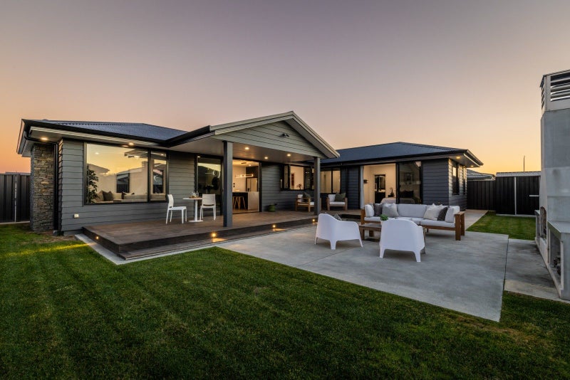 10 Meech Way, Frimley, Hastings - Carousel 2