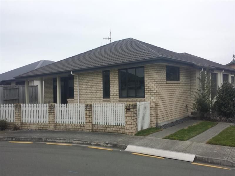 12 Mata Close, Tahunanui, Nelson - Carousel 1