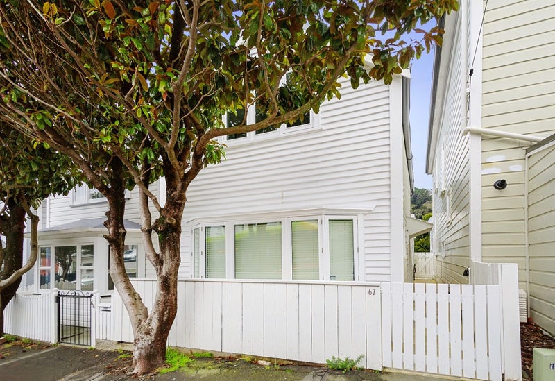 67 Brougham Street, Mount Victoria, Wellington - Carousel 1