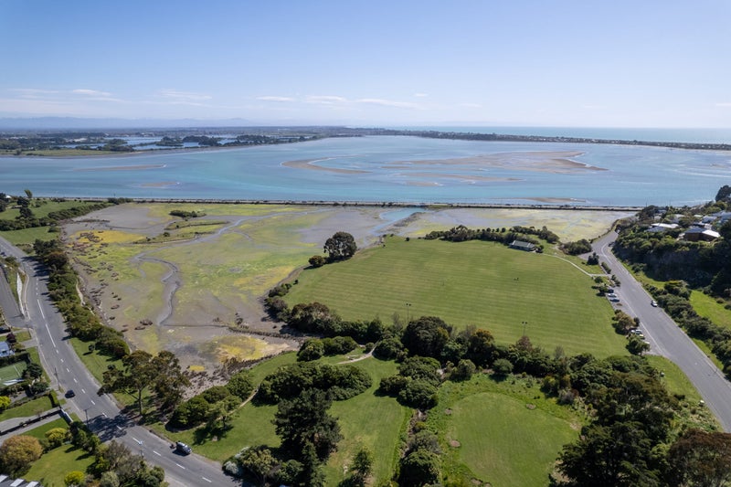 1/11 Basil Place, Mount Pleasant, Christchurch - Carousel 26