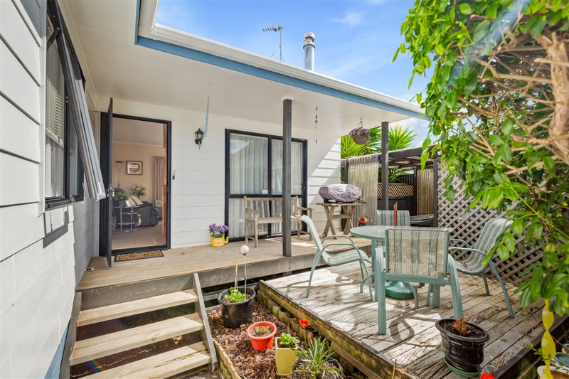 1/162 Don Buck Road, Massey, Auckland - Carousel 2