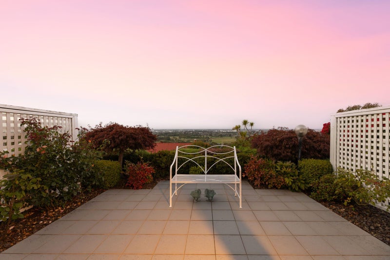 1/17 Petworth Place, Westmorland, Christchurch - Carousel 2