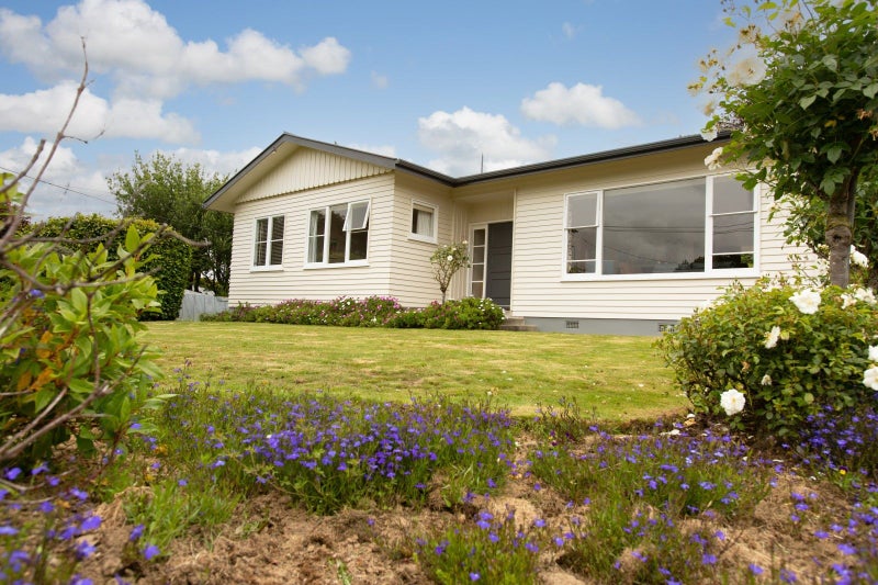 3 Chamberlain Street, Dannevirke - Carousel 1