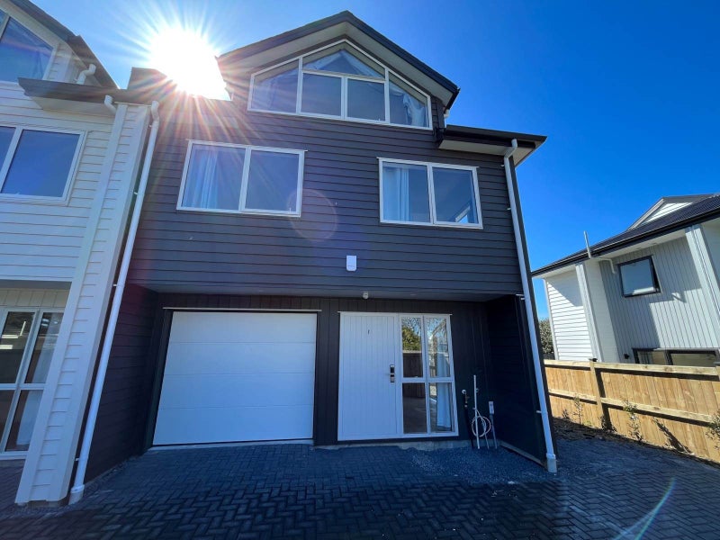 36F Kawiti Avenue, Point England, Auckland - Carousel 2