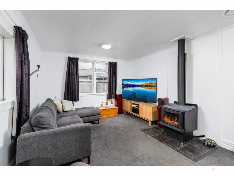 17 Harris Street, Waimate, Waimate - Carousel 2