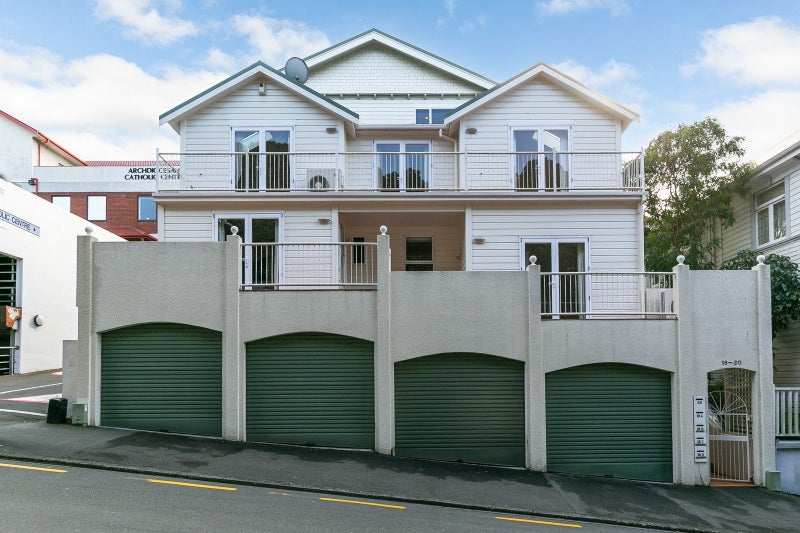 18C Hill Street, Thorndon, Wellington - Carousel 1