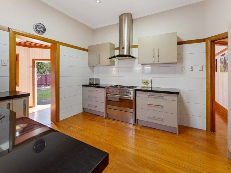 1 Camp Street, Heretaunga, Upper Hutt - Carousel 2