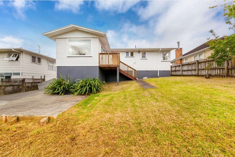 114 Lancaster Road, Beach Haven, Auckland - Carousel 1