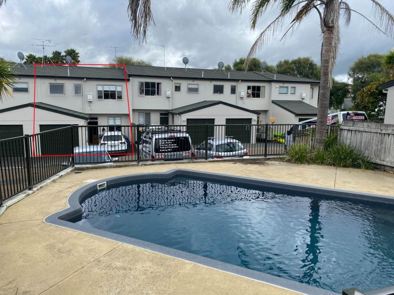 1/38 Fields Parade, Oteha, Auckland - Carousel 1