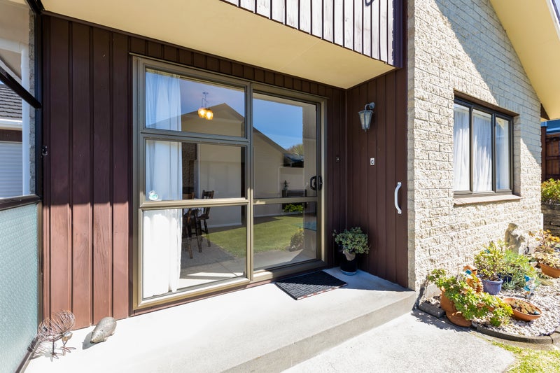 98C Govett Avenue, Frankleigh Park, New Plymouth - Carousel 15