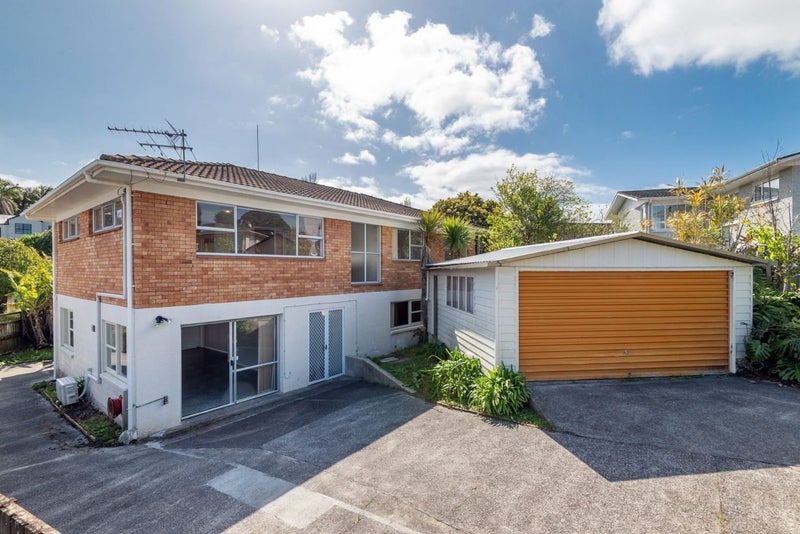 6 Bellcroft Place, Belmont, Auckland - Carousel 1
