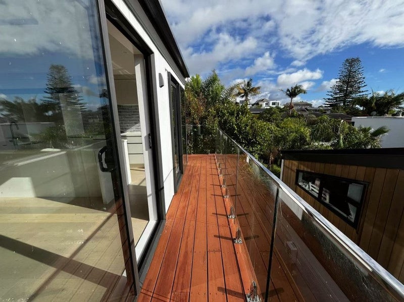 5 Tapatai Place, Castor Bay, Auckland - Carousel 20